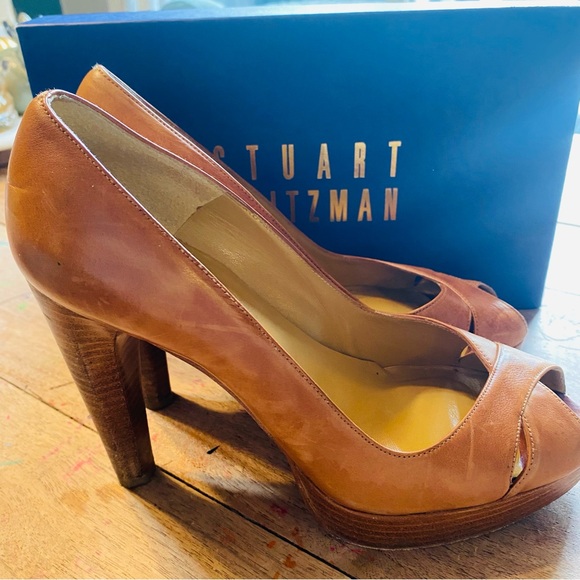 Stuart Weitzman NexPump Camel Platform Pump 8 - Picture 2 of 10